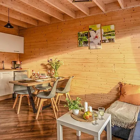 Stunning In With Wifi, Heated Swimming Pool And 2 Bedrooms 2 Holiday home *