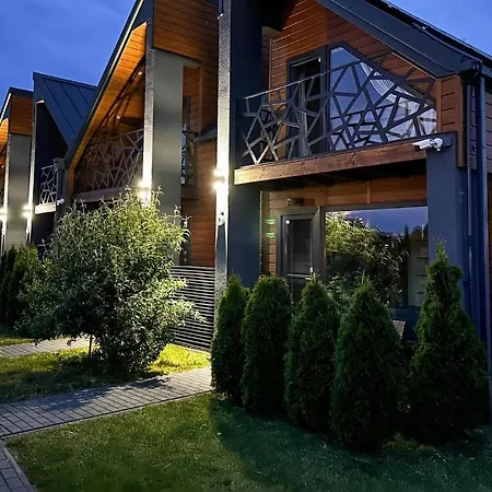 Stunning In With Wifi, Heated Swimming Pool And 2 Bedrooms 2 * Sarbinowo