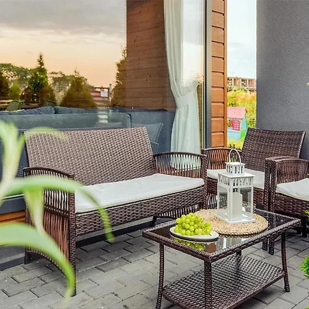 Stunning In With Wifi, Heated Swimming Pool And 2 Bedrooms 2 Sarbinowo